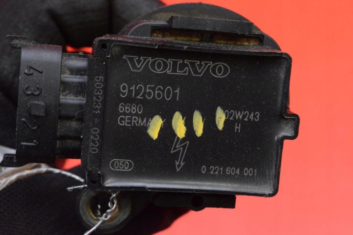 фото №7, Катушка зажигания 9125601 volvo s60 1 i 2.4 b 140 km 00-04