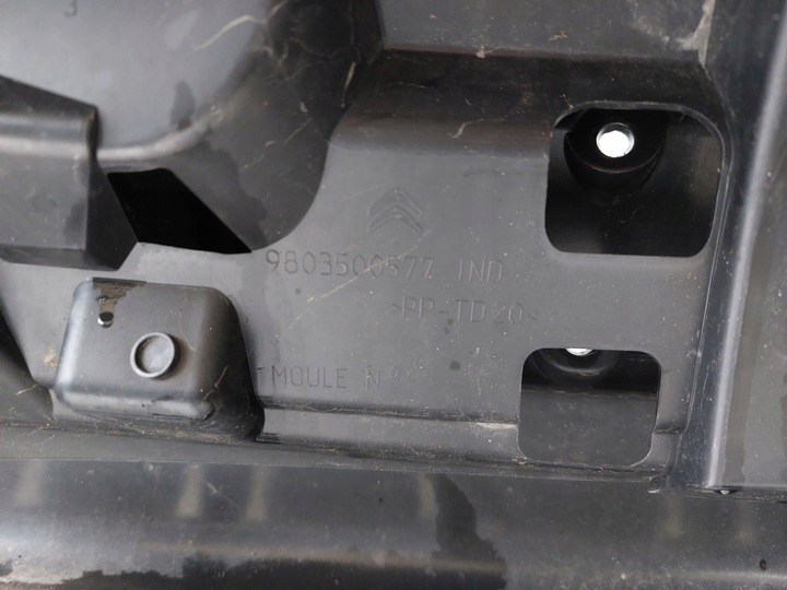 фото №8, Citroen c3 ii рестайлинг бампер перед 9803500777 оригинал