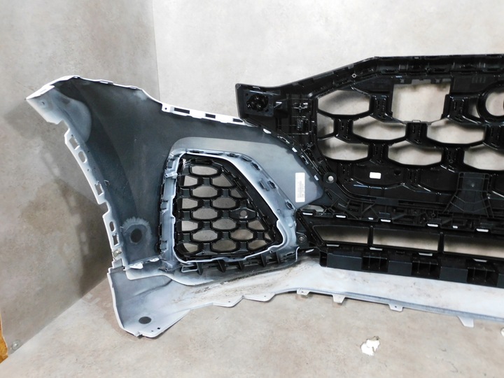 фото №10, Audi q8 4m8 рестайлинг s line sq8 бампер перед переднее полный белый