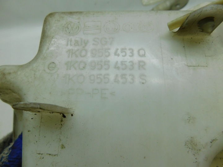 фото №9, Бачок омывателя (бачок жидкости омывателя) 1k0955453 - audi a3 8p golf leon octavia