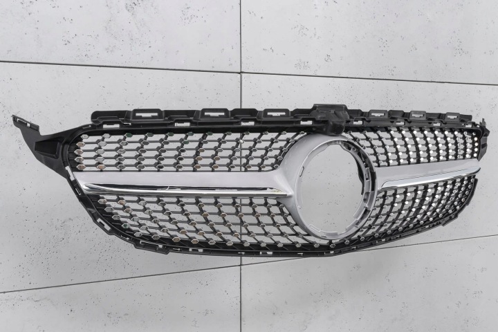 фото №6, Mercedes c-class w205 2019-2021 po рестайлінг з камера решітка радіатора diamond срібний