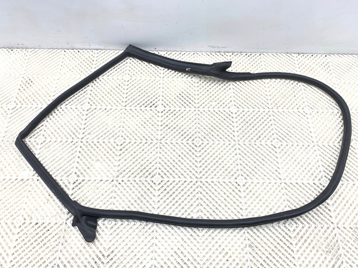 фото №1, Прокладка двері зад права audi q8 suv 4m8833708