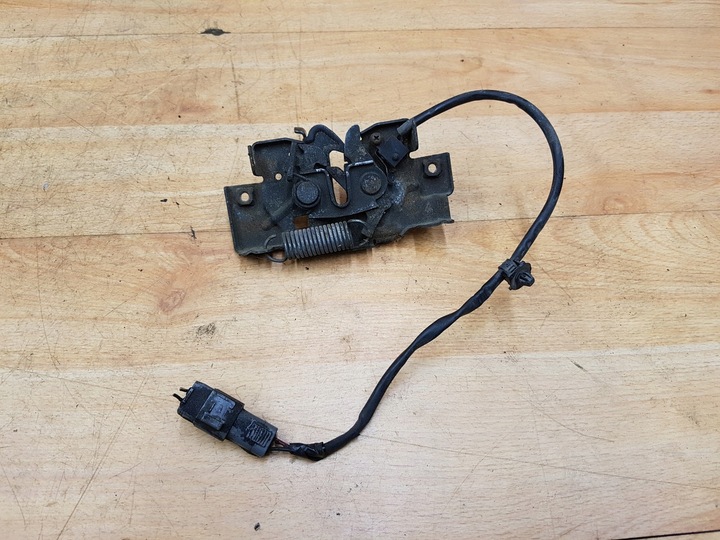 фото №1, Замок капота крышки двигателя mazda cx-7