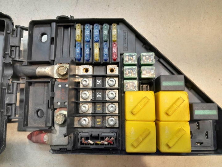 фото №5, Коробка запобіжників freelander i 1.8