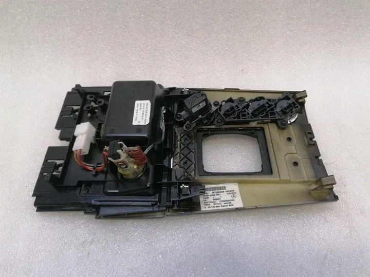 фото №15, Mercedes e class w212 gear selector a2128701810 shift linkage lhd amg