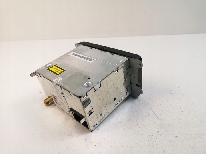 фото №12, Volkswagen passat b6 2008 панель / радиопроигрыватель cd/dvd/gps