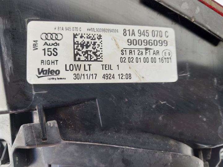 фото №7, Фара права зад 81a945070c audi q2 81a