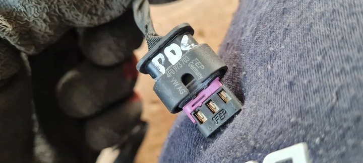 фото №9, A4 b9 8w штекер роз'єм pdc 4f0973703 a5 8w q5 vw audi