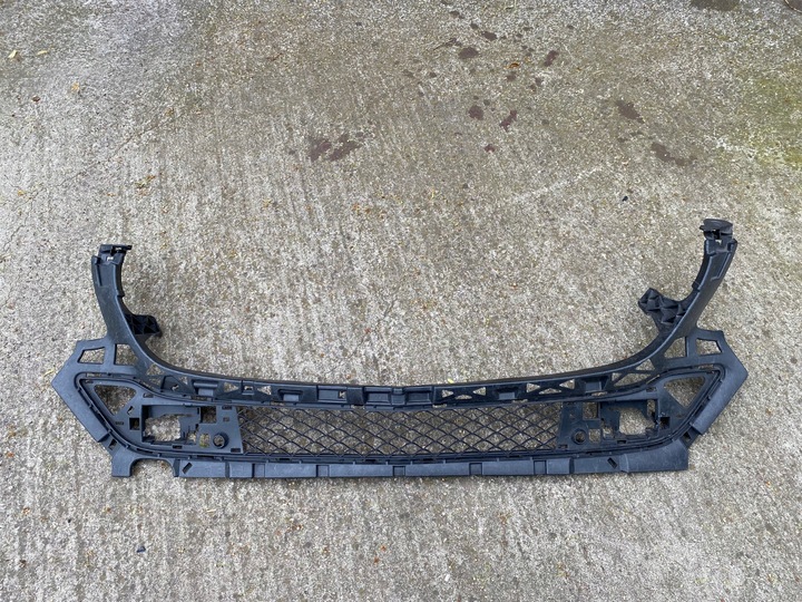 фото №1, Решётка бампера средняя a1668853965 mercedes gle w166