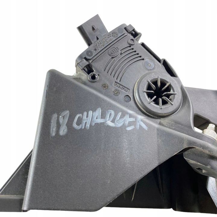 фото №8, Dodge charger 2019 педали