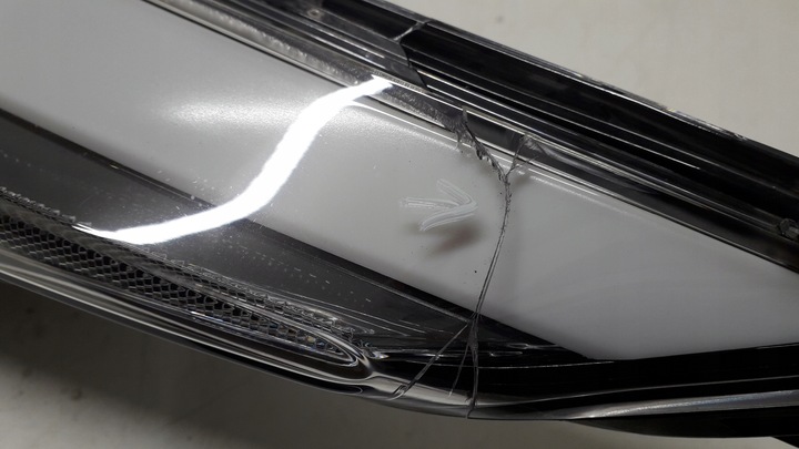 фото №12, Kia ceed 2 ii 12- лампа левая перед линза + led