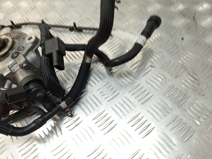 фото №9, Bmw e90 f10 f36 система паливний форсунки планка насос 7810702 7809128 7810696