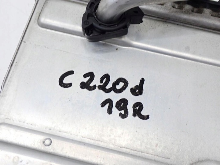 фото №11, Радіаторів інтеркулер a6540104804 mercedes c-klasa w205 c220 2.0 cdi 19r