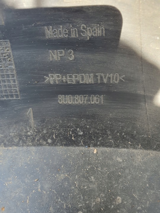 фото №7, Бампер переднє перед + решітка радіатора audi q3 8u 8u0807061