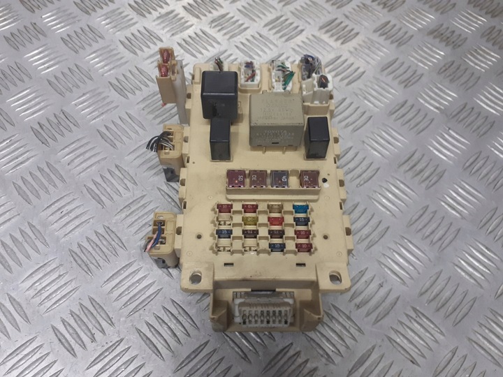 фото №1, Коробка запобіжників toyota yaris verso 1.4 d4d