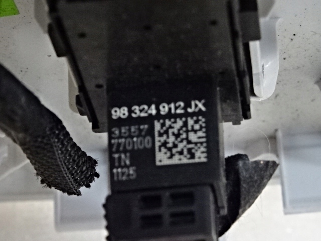 фото №6, Opel corsa f лампа потолок 98276588pr 9825205380