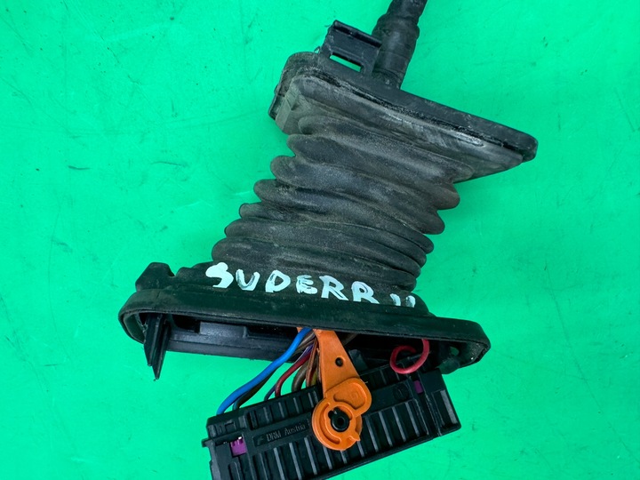 фото №7, Установка жгут дверь правых передних skoda superb ii 2 08- европа