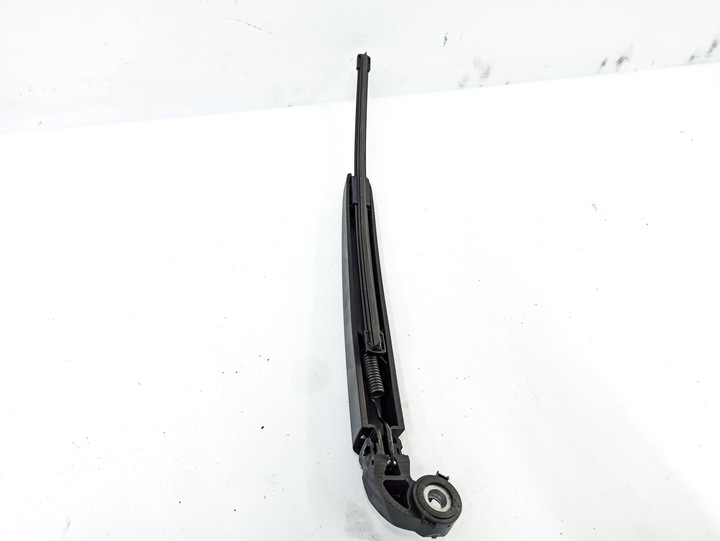 фото №7, Audi a1 2024 рычаг дворники стёкла задней