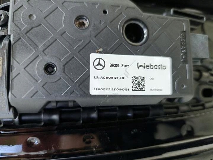 фото №14, Mercedes-benz eqe v295 2023 люк комплект a2239005128