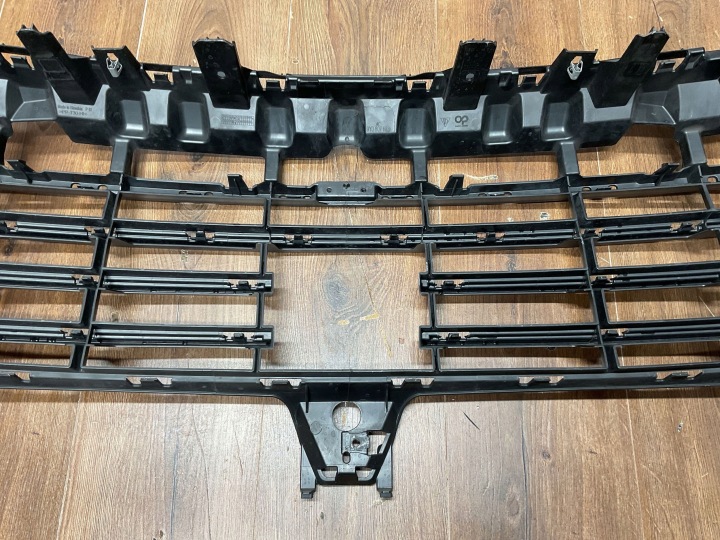 фото №10, Решётка средняя решётка радиатора pod acc w бампер porsche cayenne 9y0 9y3 9y0807683a