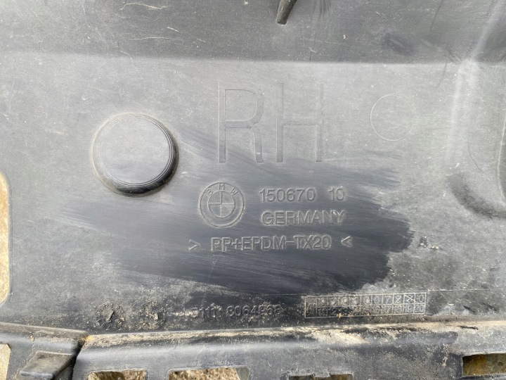фото №9, Bmw 5 g30 m набор кронштейн  бампера правое перед 51118064968 оригинал