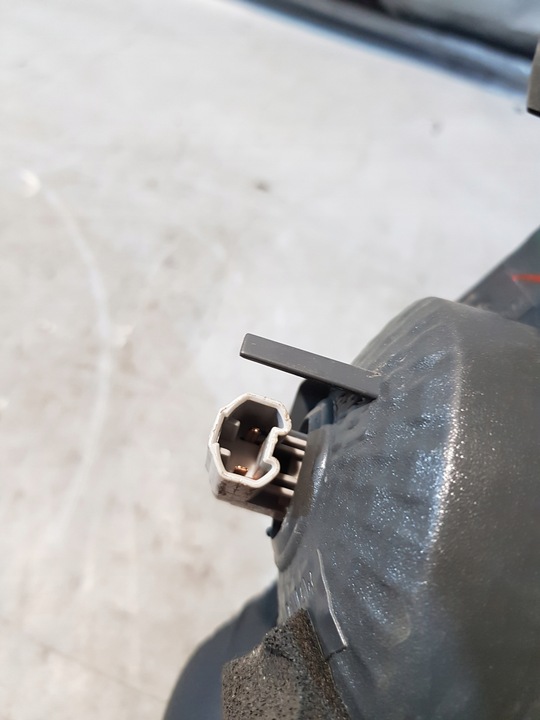 фото №8, Лампа правая зад w крышка багажника универсал mazda 6 gg 22661974