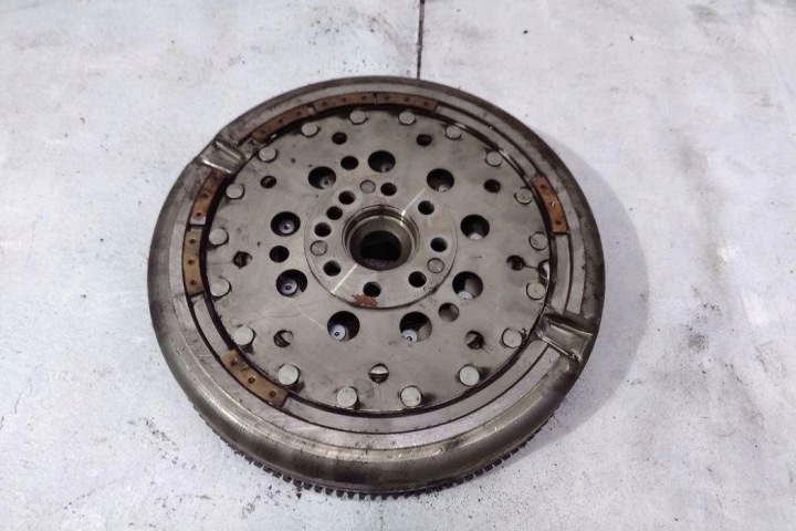 фото №7, Комплект зчеплення mercedes-benz cla купе c117 a0262500501 1.6l бензин