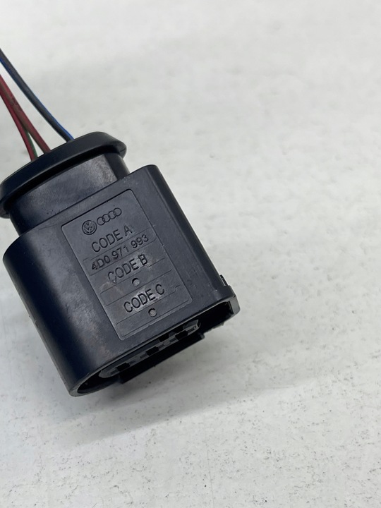 фото №8, Audi volkswagen seat skoda штекер роз'єм з'єднувач шланг 4d0971993
