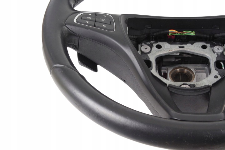 фото №7, Кожаный руль кожа мультифункция лепестки изменения коробки передач mercedes w205