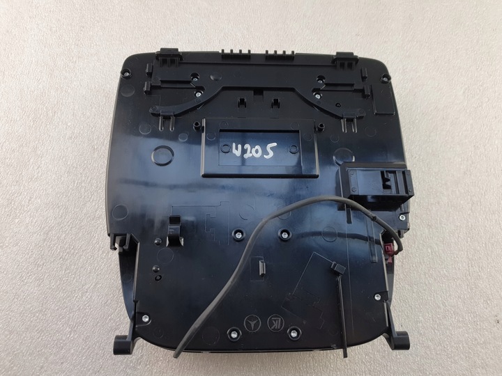 фото №7, Mercedes w205 панель лампа освещение a0009063106