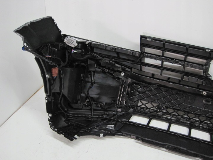фото №10, Бампер vw touareg 760 рестайлінг 24r r-line 4 pdc led перед передній