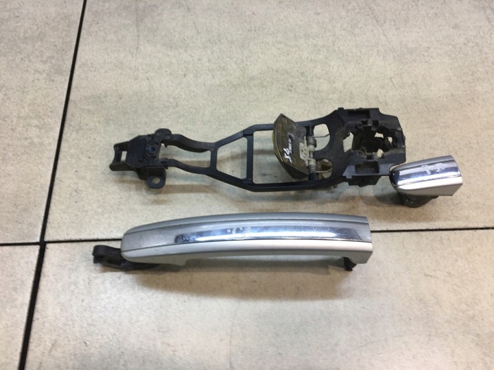 фото №1, Ручка зовнішня праві перед phaeton 3d0837205a