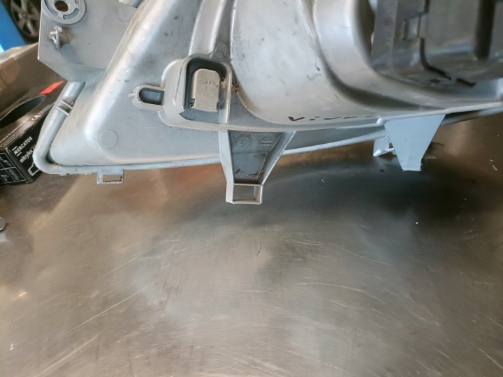 фото №8, Фара правое перед европа renault trafic 01-06 7700311372