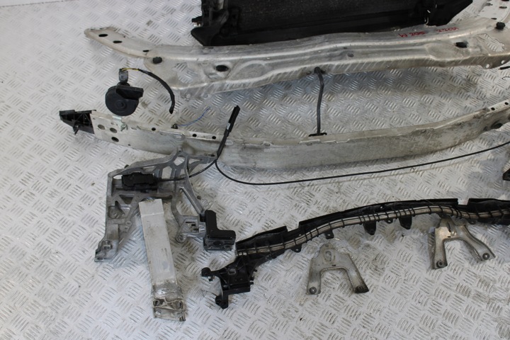 фото №2, Pas переднее перед усилитель радиатор mercedes c-klasa w205 amg 2,2 cdi