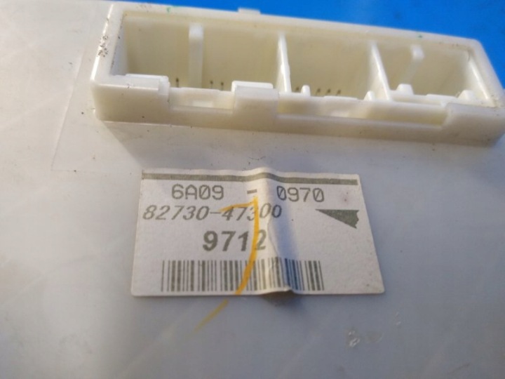 фото №6, Блок предохранителей кабины 8273047300 toyota prius - 20 03-11
