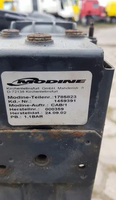 фото №3, Радиаторов воды жидкости daf 65 cf