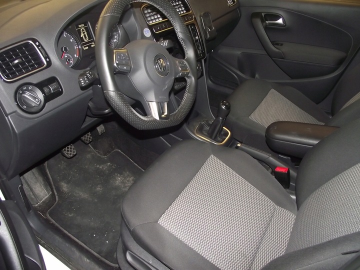фото №8, Vw polo подлокотник кожа 6r0864207c обивка 6r 6r0 864 207 c цвет: eli