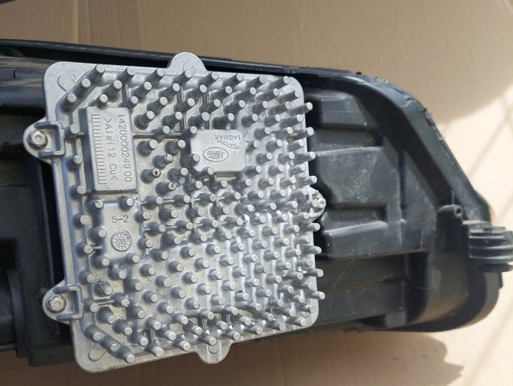 фото №15, Jaguar e-pace x540 комплектна фара повний led ліва m9c3-13w030-eb