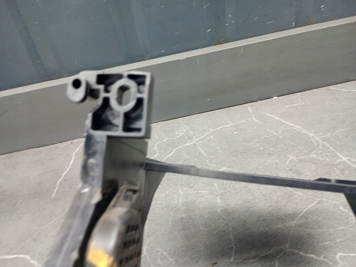 фото №8, 1t0864249b кронштейн крепление компьютера vw touran i