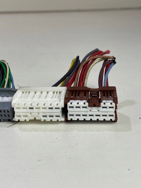 фото №5, Штекери штекер роз'єм модуля emm-t4 renault trafic iii vivaro b