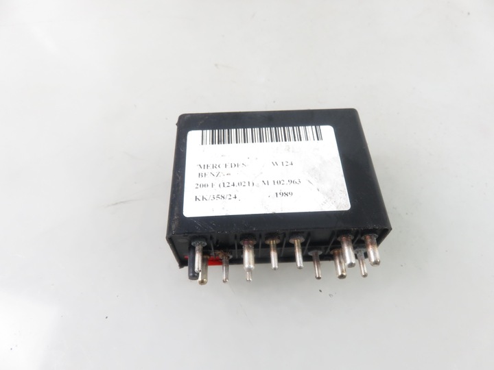 фото №5, Реле насоса топлива mercedes w124 200 e