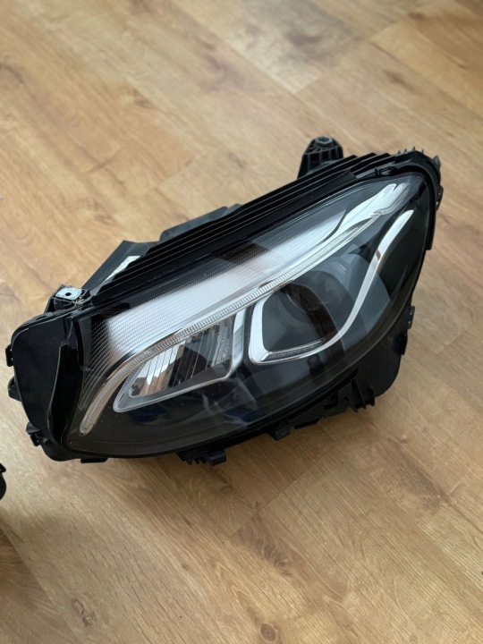 фото №10, Mercedes glc w253 led performance лампы a2539060901 2539065201 левая. правая