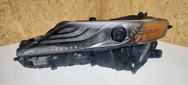 фото №1, Toyota camry viii xv70 2018 лампы передние