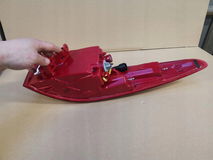 фото №10, Kia sportage iv 4 лампа левый зад