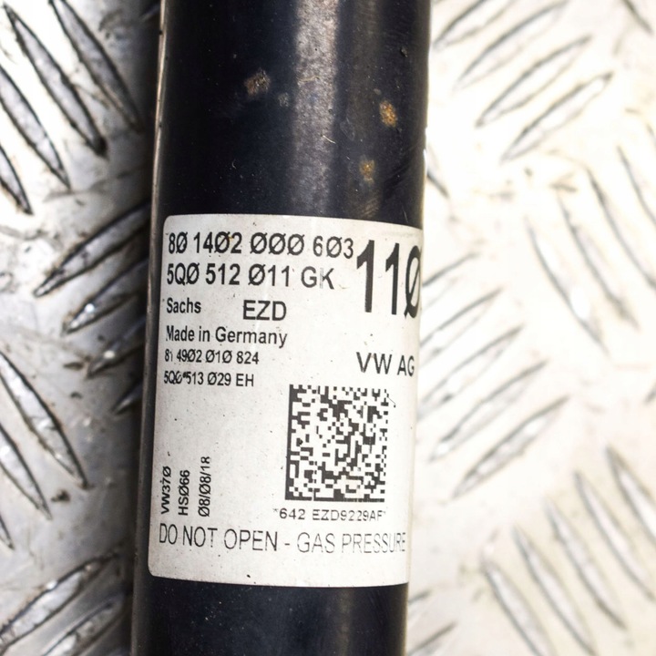 фото №8, Volkswagen golf vii 2019 правая сторона амортизатор задний