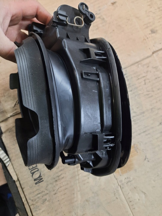 фото №5, Bmw 1 f20 f21 рестайлінг 18r. кришка заливання пального