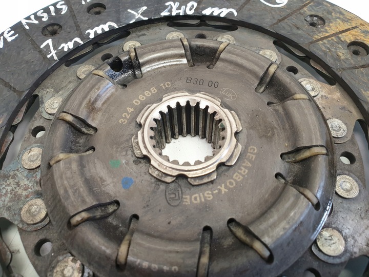 фото №12, Toyota avensis t25 2.2 d-cat диск притиск