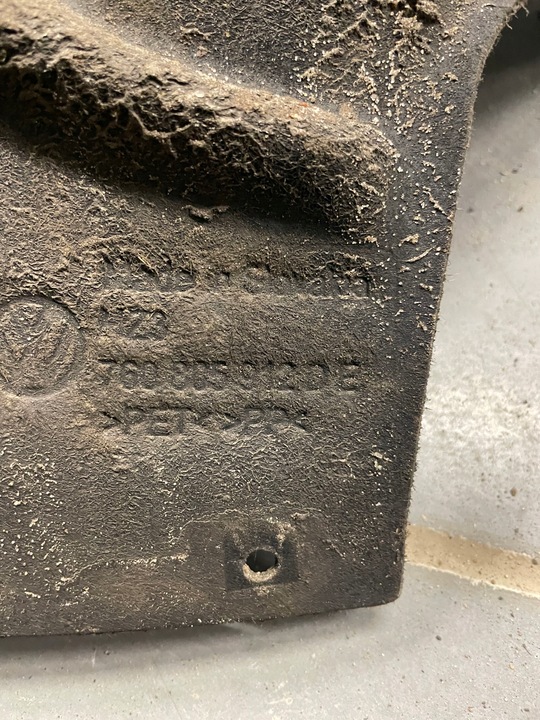 фото №6, Подкрылок левый правые зад vw touareg iii 760