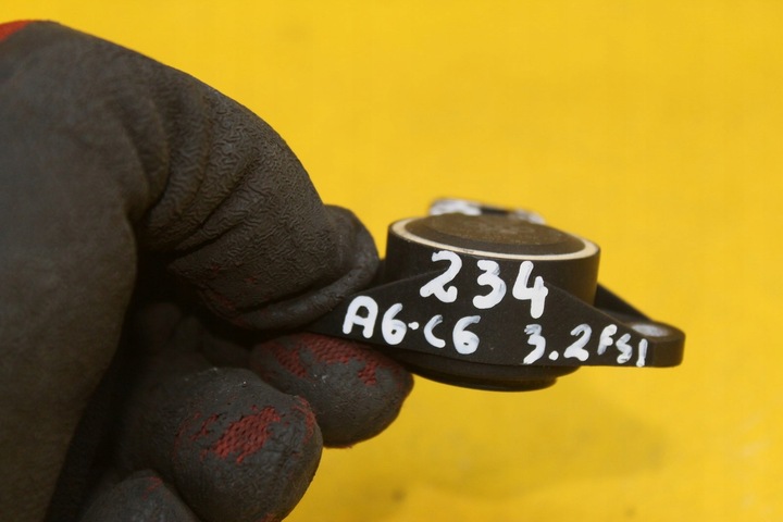 фото №6, Датчик klapek коллектора a6 c6 3.2 fsi 03c907386b