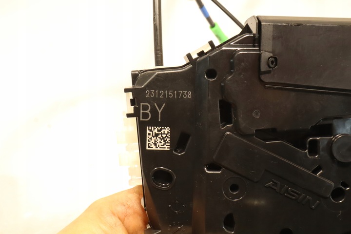 фото №7, Замок левый зад дверь lexus lbx 1.5 гибрид